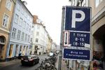 . Flere steder i indre København er det tidsbegrænsning på parkering. Det kan forvirre bilisterne. Jens Dresling