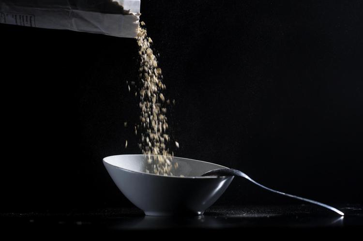 Der er både forskel i pris og smag på havregryn.  