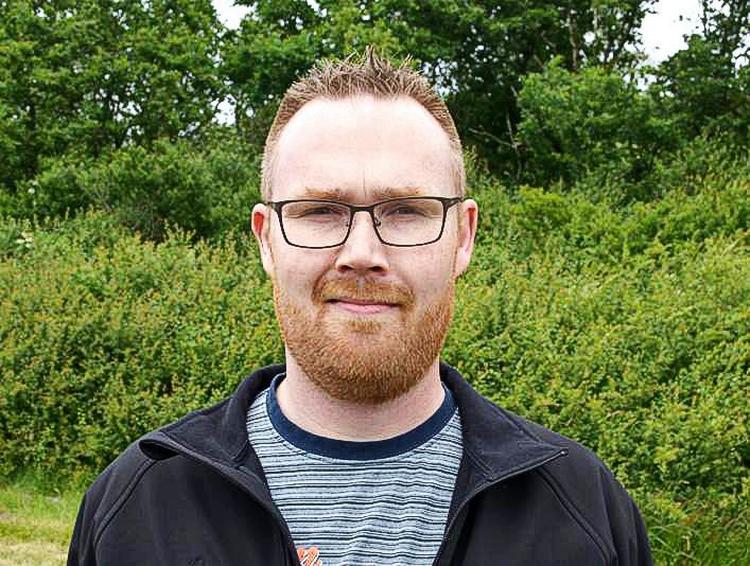 Bo Ingvard Kristensen bruger computerspil til at socialisere og få nye venner. 