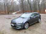 I den seneste version kan Kia Optima nu også fås som stationcar. Kia svigter dog de private bilkøbere ved ikke at levere en benzinmotor i fornuftig størrelse. Allan Graubæk