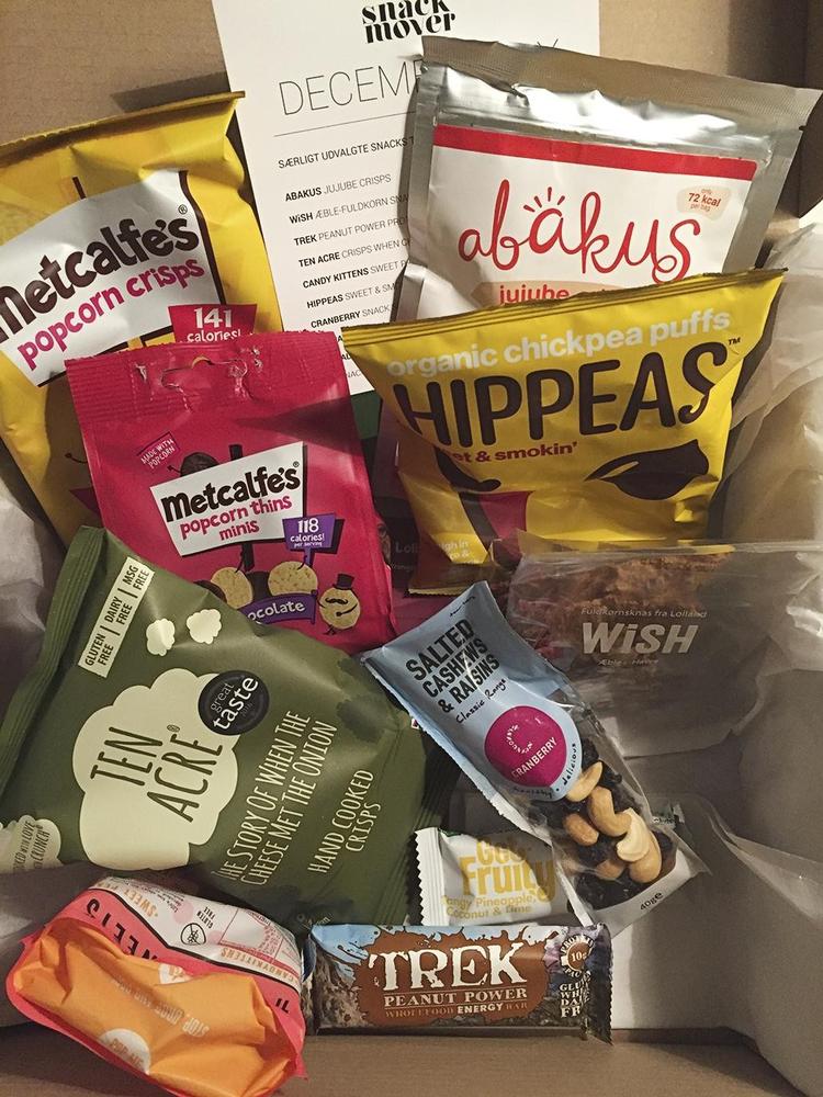 Kassen fra Snackmover er en sær blanding af chips, vingummier og 'sundt' slik og kassen er spist på få dage.  