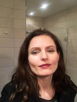 Politiken tester kassen fra Goodiebox, der har festmake-up som tema. Og det kan lyse op i den mørke vintertid.  