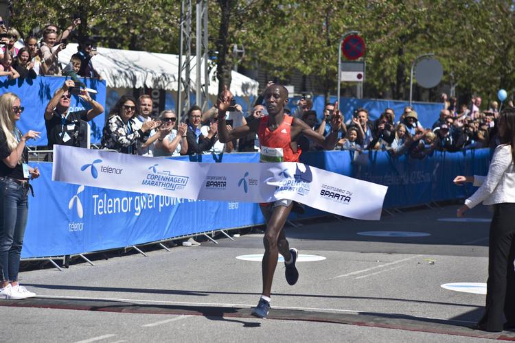 Sidste år vandt kenyaneren Julius Ndirtu Karinga Copenhagen Marathon. Han satte samtidig ny løbsrekord. Nu vil Sparta lokke endnu hurtigere løbere til hovedstaden.
 /POLFOTO