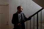 »Alt peger på, at vi i fremtiden skal være mere omstillings-parate. Vi skal kunne udvikle os fagligt igennem hele livet. Så er det altså lidt svært at forstå, hvorfor man vælger at fjerne muligheden for at være fleksibel«, siger Jesper Lunddahl. Han er frustreret over selv at blive ramt af det nye loft over uddannelser. 