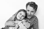 Ion Stephensen , 56 år, med Rose på 6 år. 