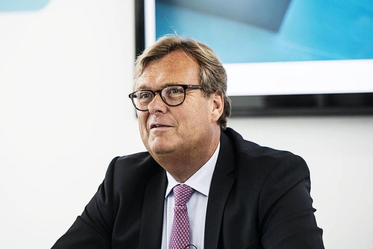 »Jeg har været direktør og formand i mere end 30 år, så det vil ikke genere mig at få mere tid i tilværelsen«, har Michael Pram Rasmussen sagt til Jyllands-Posten.  