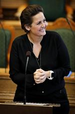 Partiformand Pia Olsen Dyhr vil erstatte Moderniseringsstyrelsen med en ny styrelse for »afbureaukratisering og godt arbejde«, som har fokus på arbejdsglæde frem for målstyring. 
