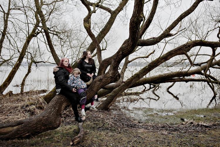 »Jeg kan ikke rigtig undgå at sidde med følelsen af, at jeg virkelig kæmper«, siger Anette Andreasen, der er overbevist om, at en revalidering ville hjælpe hende i arbejde. 