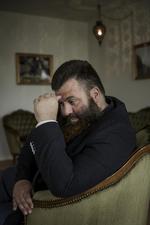 Sohrab Khan fik 5 års fængsel for sin medvirken i planlægningen af et terrorangreb i 2006. I dag har han lagt det ekstremistiske miljø bag sig og prøver i stedet at få unge til at tænke over, hvordan de praktiserer islam. 