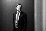 Aftalen om lavere registreringsafgift, som landede i sidste uge, gjorde nogle biler dyrere, selv om Liberal Alliance ville have, at alle biler skulle være billigere. »Sådan er det i politik, der må man give og tage«, siger Simon Emil Ammitzbøll. Arkivfoto Casper Holmenlund Christensen