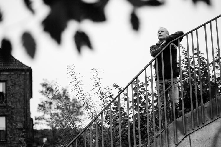 Den tidligere politibetjent Marc Johannesen er nu ansat af Københavns Kommune som gadeplansmedarbejder på Nørrebro, hvor bandeproblemer »er hyperkomplekse« og derfor svære at løse. 