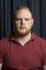 Martin Holst mistede sin bror i begyndelsen af 2.g. Det tog hårdt på ham, og han oplevede ikke, at alle lærere var klædt på til at hjælpe en elev som ham. Foto: Peter Hove Olesen 