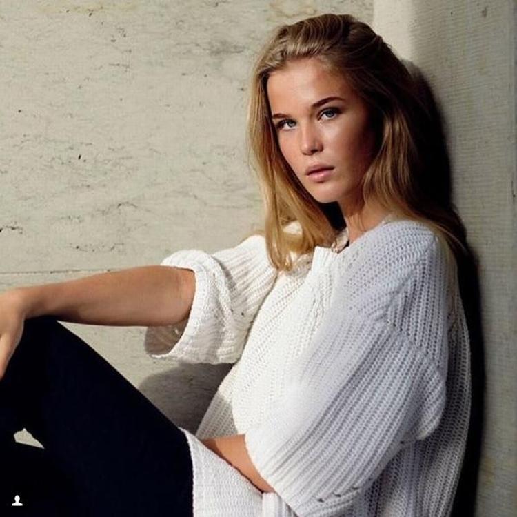 »Jeg kan sagtens gå med udenfor, hvis mine venner skal ryge. Men jeg siger altid nej, hvis de tilbyder mig en cigaret«, siger Victoria Garber. Fotoet stammer fra hendes Instagram-profil. 