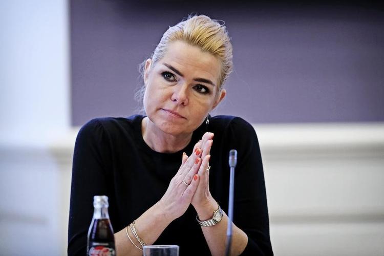Udlændinge- og integrationsminister Inger Støjberg (V) skal i dag i samråd om vilkårene for udvisning af syge personer. 
