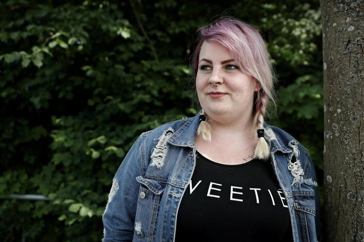 Amalie Kragh tror ikke, hun ville have taget to kviklån, hvis der havde været de 48 timers tid at tænke over sagerne i, som loven foreskriver. Jens Dresling