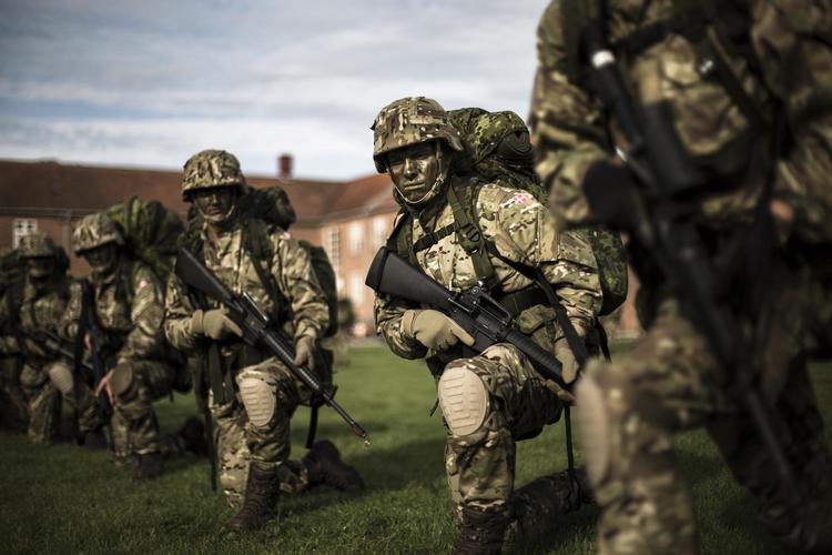 Trods topkarakterer til det danske forsvar og deltagelse i alliancer med USA i front vil Danmark formentlig komme under stort amerikansk pres på Nato-mødet. Arkivfoto Henriette Dæhli