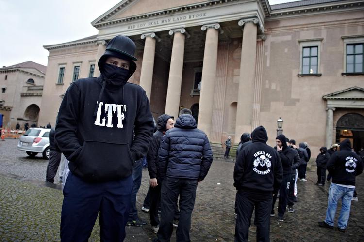 Den 4. september blev LTF midlertidigt forbudt af Rigspolitiet. Nu venter en sag i Københavns Byret (i baggrunden) om en opløsning af gruppen efter grundlovens bestemmelser. Arkivfoto Tariq Mikkel Khan/Ritzau Scanpix