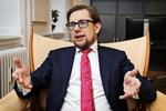 Økonomi- og indenrigs
minister Simon Emil Ammitzbøll-Bille vil ikke
stramme reglerne for udenlandsk partistøtte. Arkivfoto Jens Dresling/POLFOTO