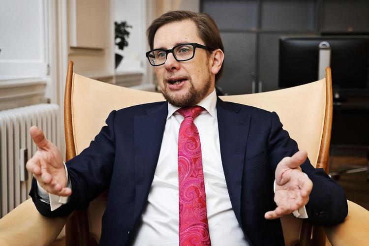 Økonomi- og indenrigs
minister Simon Emil Ammitzbøll-Bille vil ikke
stramme reglerne for udenlandsk partistøtte. Arkivfoto Jens Dresling/POLFOTO