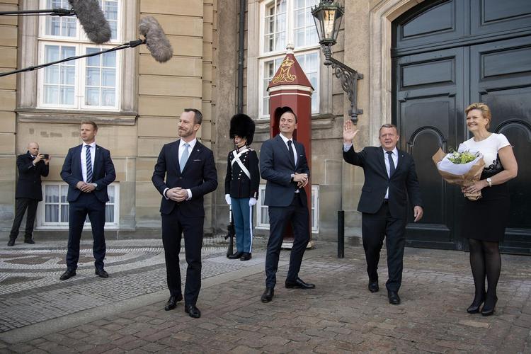 Tre nye ministre. Lars Løkke Rasmussen var ved dronningen for at præsentere regeringens nye ansigter. Peter Hove Olesen
