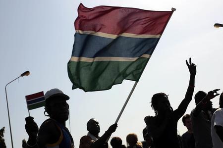 Valget af Adama Barro i Gambia var et tegn på demokratisk fremskridt i Vestafrika. For Gambia er ikke alene om at gå mod demokratiet. 