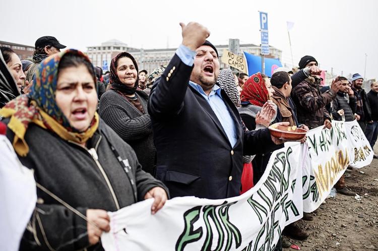 Menneskerettighederne skal ikke følge folkestemningen, men tværtimod kunne beskytte upopulære mindretal som romaerne. 