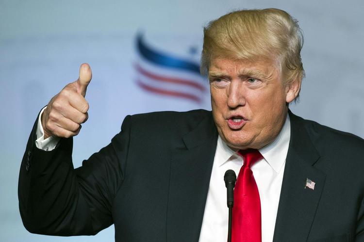Donald Trump har beskyldt sin forgænger i Det Hvide Hus, Barack Obama, for at have givet ordre til at aflytte ham. Men den beskyldning står Trump fortsat alene med. 