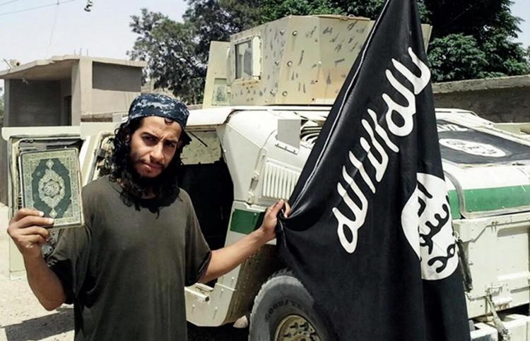 Der er en reel og aktuel trussel fra yderligtgående islamister. Her er det Abdelhamid Abaaoud, der stod bag terrorangrebet i Paris i 2015. 