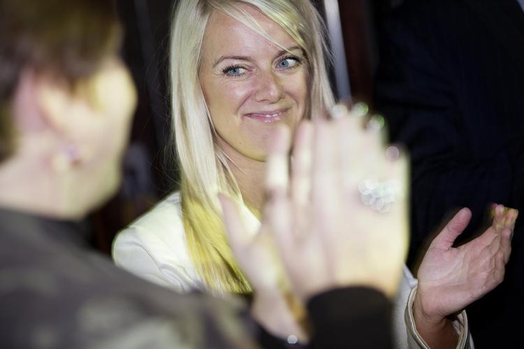 Hvis vi sammenholder omtalen i danske medier med antallet af stemmer, skal der 71 stemmer til for hver omtale i danske medier for Socialdemokratiet, mens der skal 16 stemmer til for hver omtale for Pernille Vermunds Nye Borgerlige, viser Filip Wallbergs analyse.  