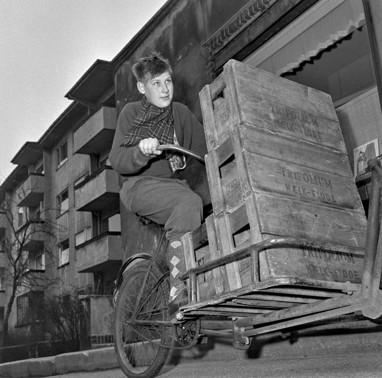 Drengen på billedet brugte foråret i 1959 på at spare penge sammen til en studierejse til Østrig.  Arkivfoto: Johnny Bonne /POLFOTO