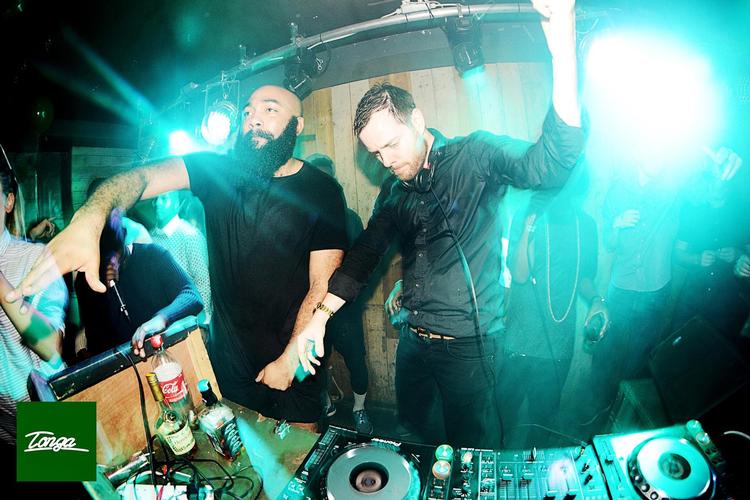 Murkage og Mike Skinner har en klar mission, når de tropper op: at få folk til at gå amok. Og med deres kærlighed til Rust og danskere generelt skal det nok lykkes, når stedet fylder 27 år på fredag. 
