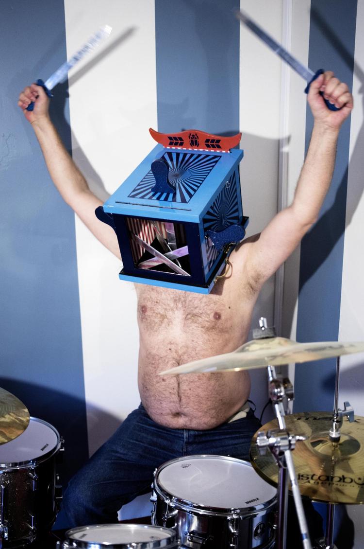 Du kan møde den højtråbende og politisk ukorrekte børnevært Onkel Reje 2. påskedag. 