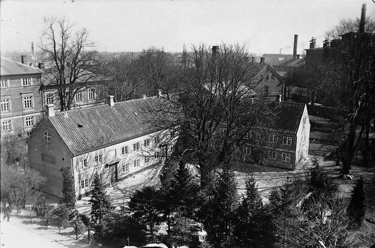 Bakkehuset på Frederiksberg var rammen om ægteparret Rahbeks saloner i guldalderen, hvor der blev diskuteret kunst, litteratur, filosofi og videnskab. Orangeri, have og museum skal nu igen være et frirum for store tanker. 