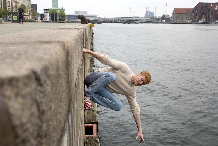 Voksenlivets Amager og barndommens Ølgod er faktisk ikke så langt fra hinanden, som man måske skulle tro, mener Peter Plaugborg. 