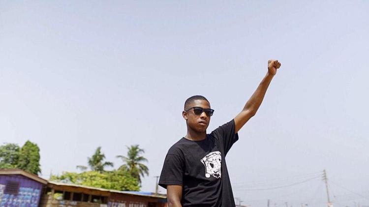 Sidste år udgav den unge rapper Icekiid ep’en ’Afro dansker’ og i år viser han sin stolthed over sin identitet med sangen 'Afrikaner'. 1. juni gæster han Distortion. 