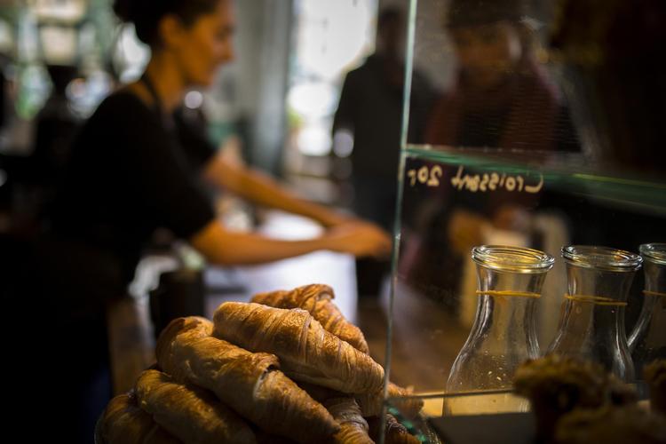 Parterre er et sted, hvor både lokale christianshavnere og turister flokkes og kommer igen og igen. Det giver lige lovligt travl betjening. 