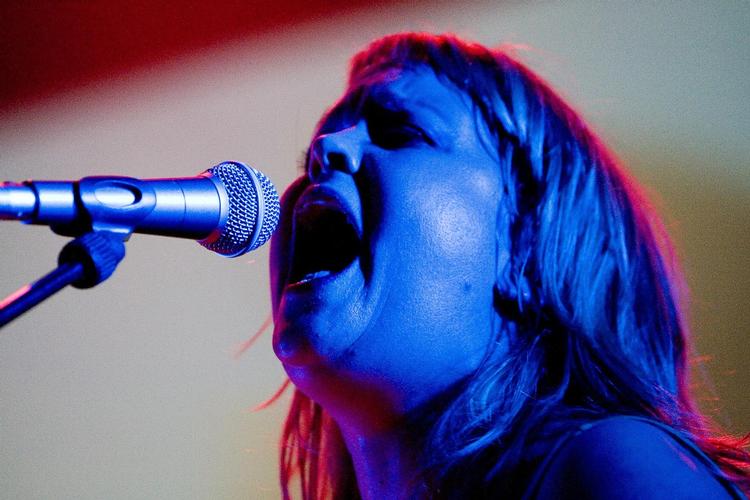 Musikken begynder på torsdag, men først fredag i næste uge går det løs for alvor, når Sorte Firkant Festival finder sted på Nørrebro. Her ses Signe Wille-Jørgensen fra Speaker Bite Me. 