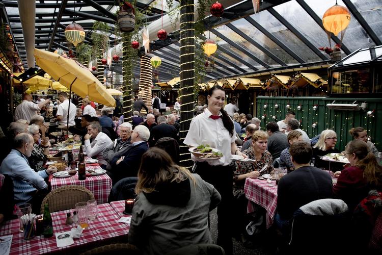 Madanmeldelse Grøften i Tivoli 3