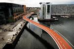 I 2014 fik ordet cykelslange en ny betydning i København, da den orange cykelbro der hed, ja, Cykelslangen, åbnede. Den er Sandie Westh glad for. 