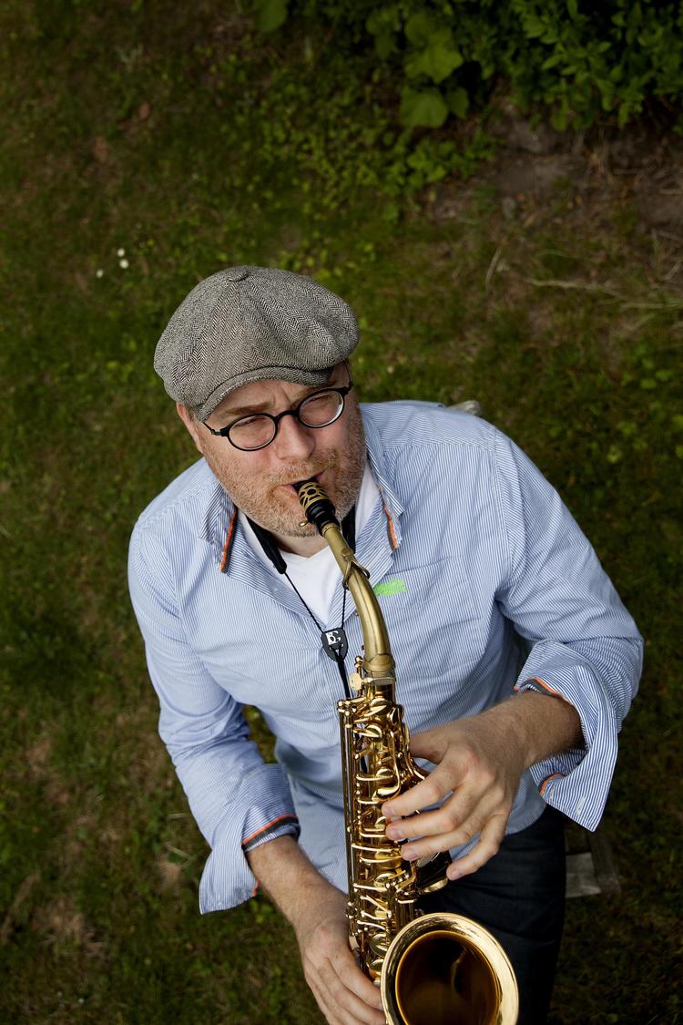 1958 var året, hvor både Prince, Madonna, Michael Jackson og Kate Bush blev født. Nu hyldes de, når saxofonisten og jazz-entreprenøren Benjamin Koppel indtager scenen torsdag 26. april.  Arkivfoto: Finn Frandsen