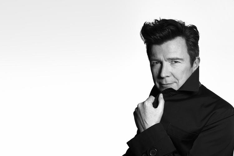 Rick Astleys ’Never Gonna Give You Up’ tilbragte fem uger på toppen af den engelske hitliste, toppede også hitlisterne i 24 andre lande, vandt en stor engelsk pris ved udgangen af 1987 og blev hans første af 13 hits i løbet af ganske få år.Foto: Rick A. Rankin 