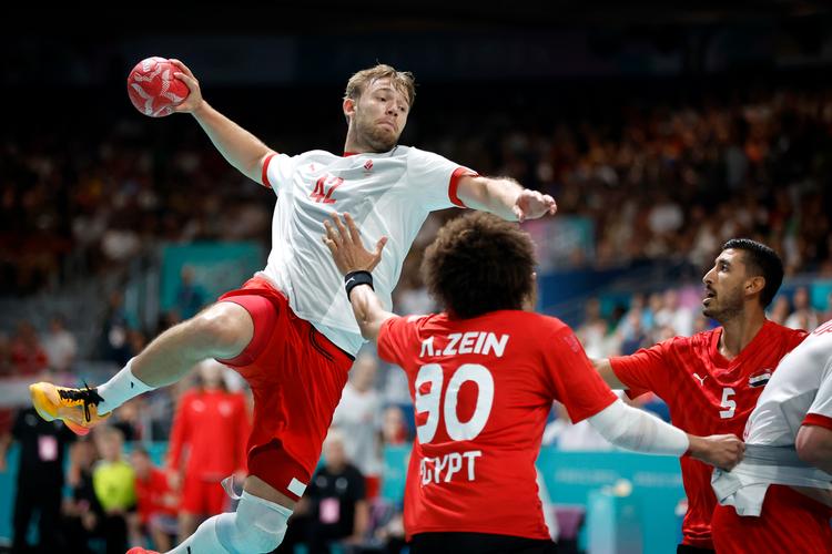  Thomas Arnoldsen imponerede i sin blot 9. landskamp, hvor han blev topscorer sammen med Mathias Gidsel.  Foto: Jens Dresling