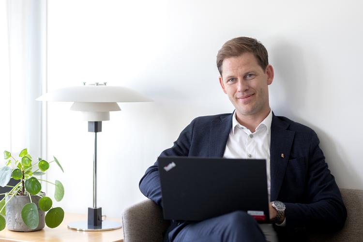 Mads Duedahl fylder 40 år den 14. august. Foto: Region Nordjylland