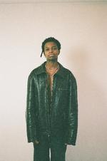 Den danske sanger og sangskriver Giift har trods sine knap 20 år allerede imponeret os med ep’erne ’Archives’ og ’Conditions’. Nu er hun klar med to nye numre. Foto: Sofia Rose/PR