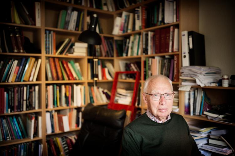 Professor Jørgen Grønnegård Christensen, aktuel med bogen 'Overmod og afmagt' om omlægningerne i SKAT fra 2005 til det organisatoriske og it-mæssige sammenbrud i 2015.   Arkivfoto Miriam Dalsgaard