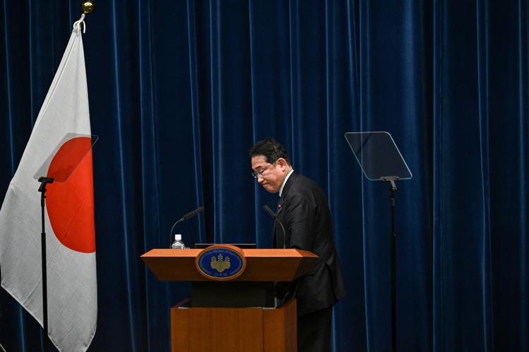 Japans premierminister Fumio Kishidas beslutning om ikke at søge genvalg gør, at partiet skal finde en ny leder, som skal stå i spidsen for partiet LDP og dermed formentlig for Japan. Foto: Philip Fong/Ritzau Scanpix