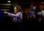 Hvis Kamala Harris vil vinde over Donald Trump, skal hun fremsætte konkrete forslag til anerkendelsen af arbejde, mener den amerikanske politiske filosof Michael Sandel. Foto: Justin Sullivan/Ritzau Scanpix