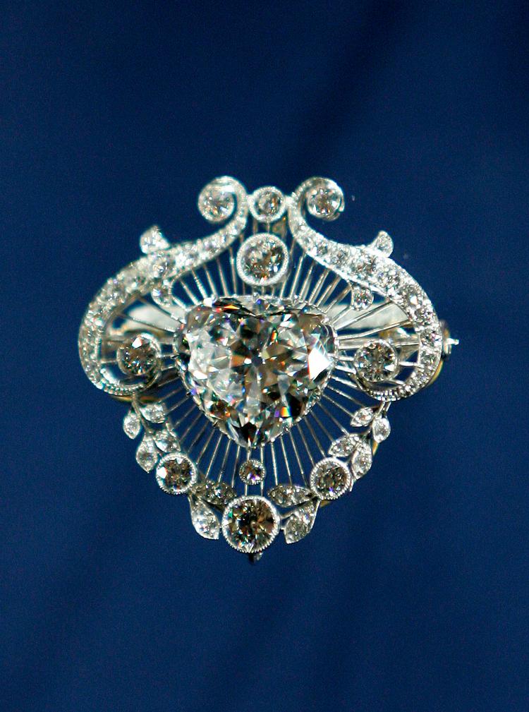 Dele af verdens hidtil største diamant, Cullinan-diamanten, er blevet brugt i de britiske kronjuveler. Foto: Toby Melville/Ritzau Scanpix
