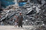 »Hvor mange flere vil Netanyahu lade dræbe? Hvor mange flere vil Sinwar lade dø?«, skriver Anders Jerichow i denne kommentar.  Foto: Eyad Baba/Ritzau Scanpix