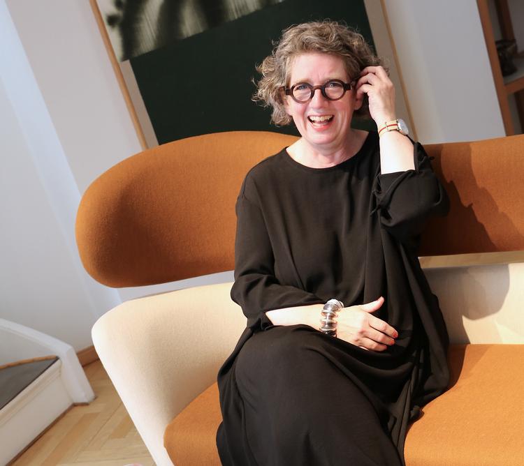 Da Charlotte Sahl Madsen blev valgt som ny minister i 2010, blev hun af bekendte og kolleger i Berlingske omtalt som en »korkprop«, der altid ville finde vej til overfladen trods modstand.  